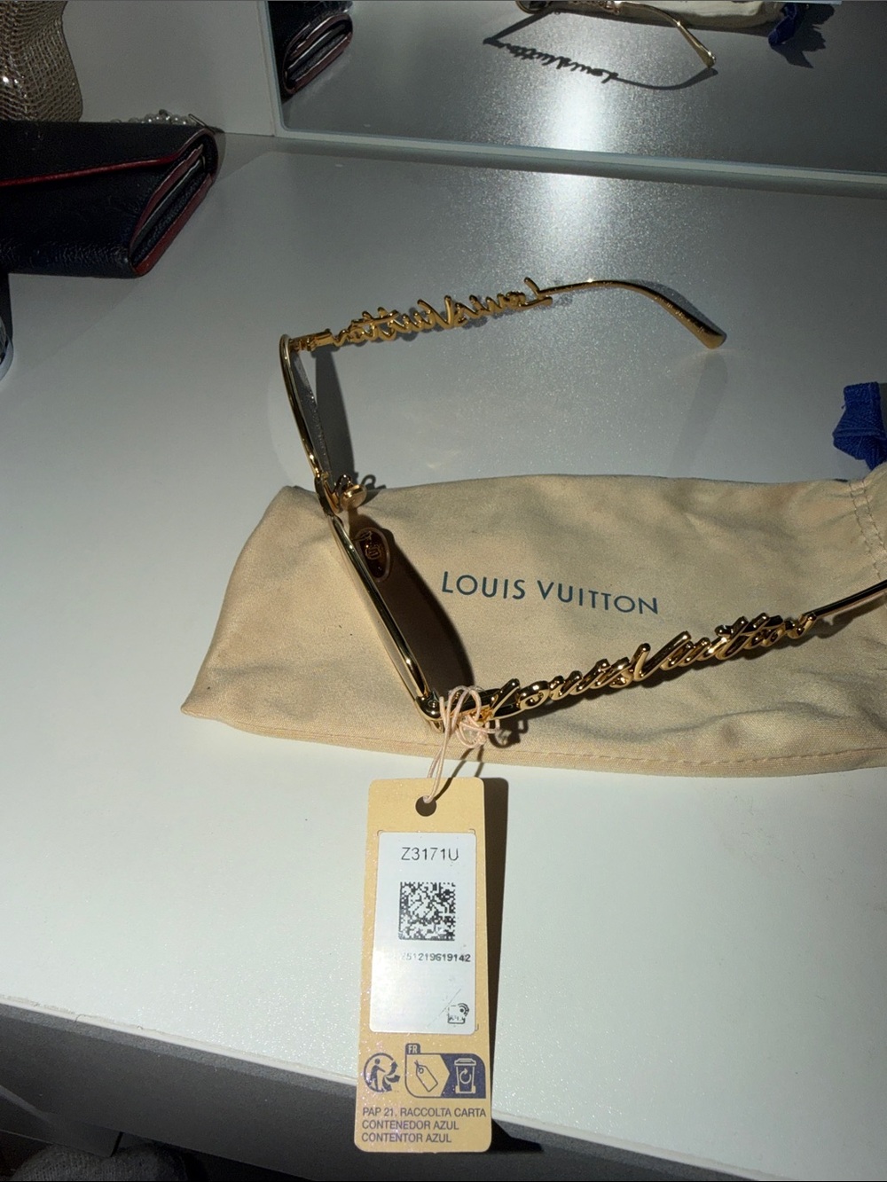 Louis Vuitton Lv script metal round sunglasses - Picture 7 of 10